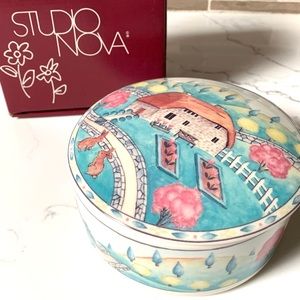 Studio Nova Porcelain Container